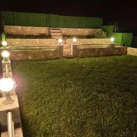 Villa Altinova Denize Sifir Tripleks Yazliik
